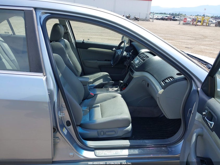 2005 Acura Tsx VIN JH4CL96855C016592 IAAI salvage auction — NORMAL WEAR, Original (Alaska), sold $725 on 2026-07-21 (photo 5)