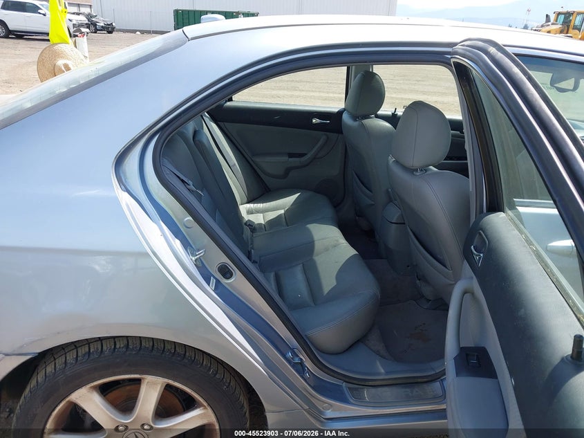 2005 Acura Tsx VIN JH4CL96855C016592 IAAI salvage auction — NORMAL WEAR, Original (Alaska), sold $725 on 2026-07-21 (photo 8)