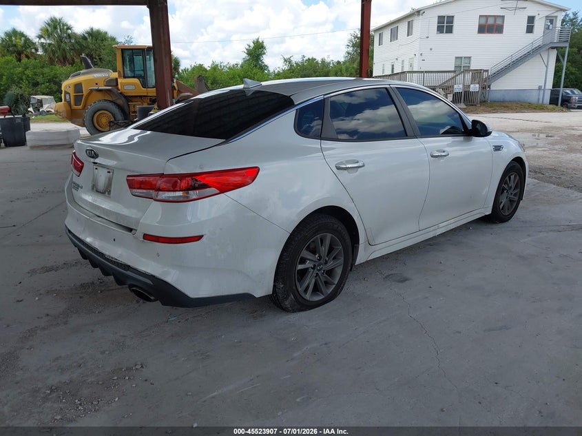 2019 Kia Optima VIN 5XXGT4L35KG348557 IAAI salvage auction — NORMAL WEAR, Clear (Florida), sold $850 on 2026-07-21 (photo 4)