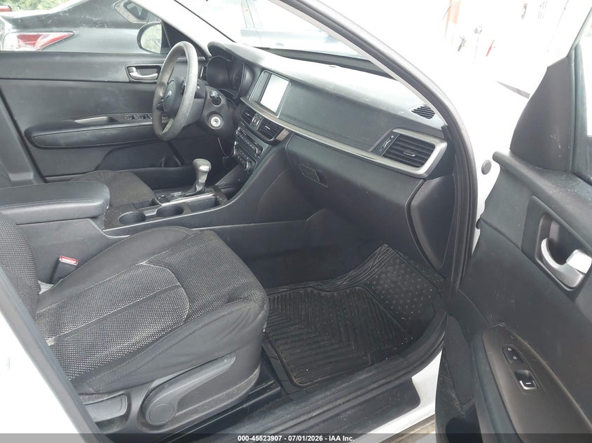2019 Kia Optima VIN 5XXGT4L35KG348557 IAAI salvage auction — NORMAL WEAR, Clear (Florida), sold $850 on 2026-07-21 (photo 5)