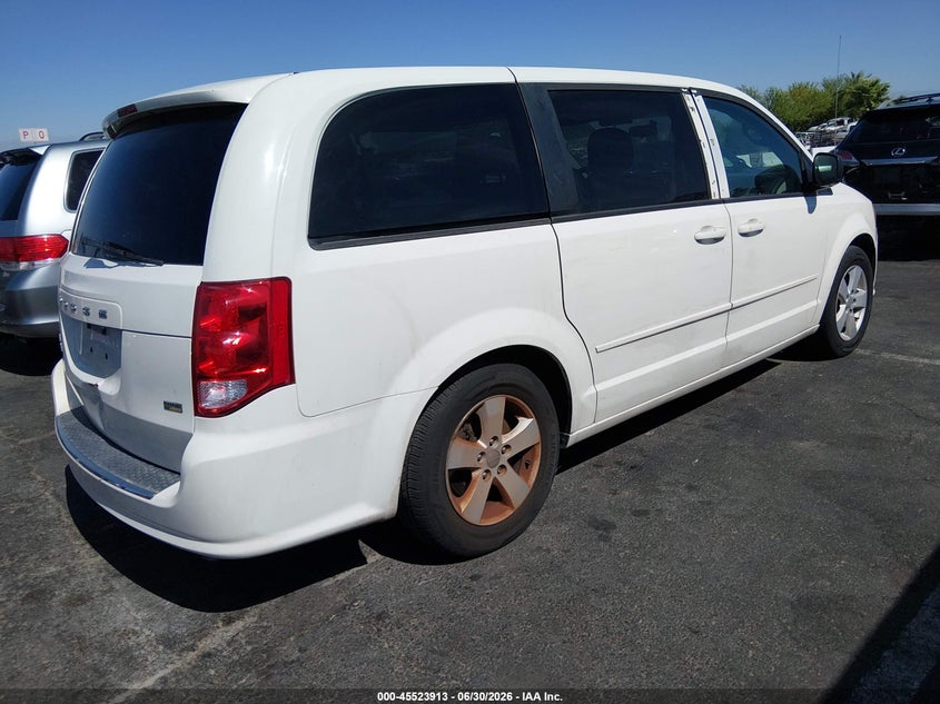 2013 Dodge Caravan VIN 2C4RDGBG1DR723219 IAAI salvage auction — NORMAL WEAR, Clear (Nevada), sold $325 on 2026-07-24 (photo 4)