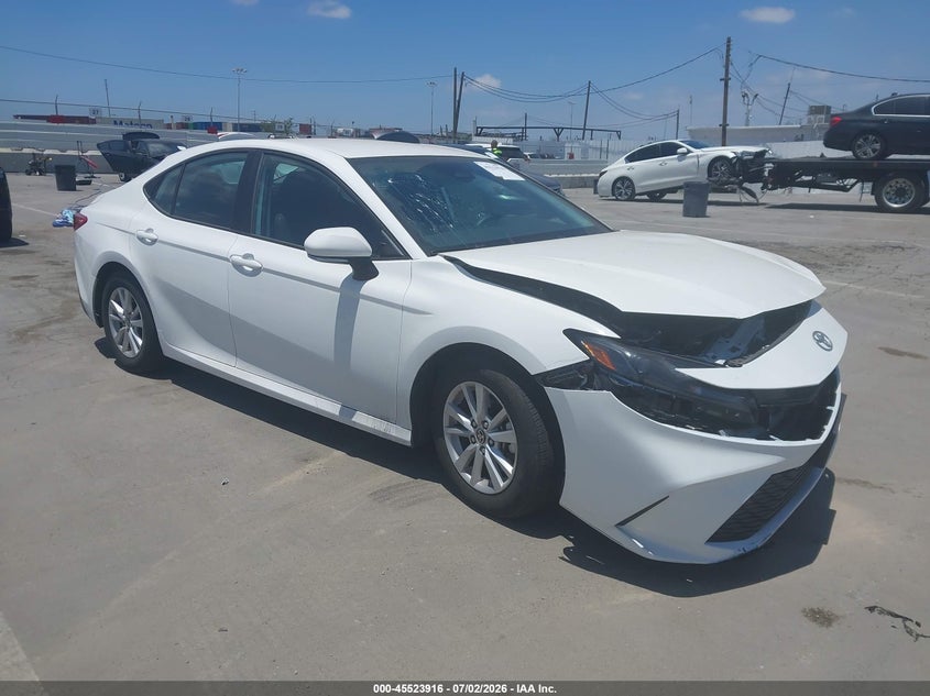2025 Toyota Camry VIN 4T1DAACK3SU024981 — IAAI salvage auction photo