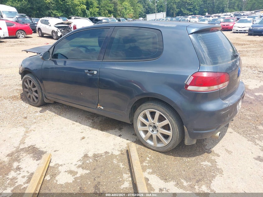 2010 Volkswagen Golf VIN WVWAA7AJ4AW300155 IAAI salvage auction — NORMAL WEAR, Clear (Mississippi), sold $250 on 2026-08-06 (photo 3)