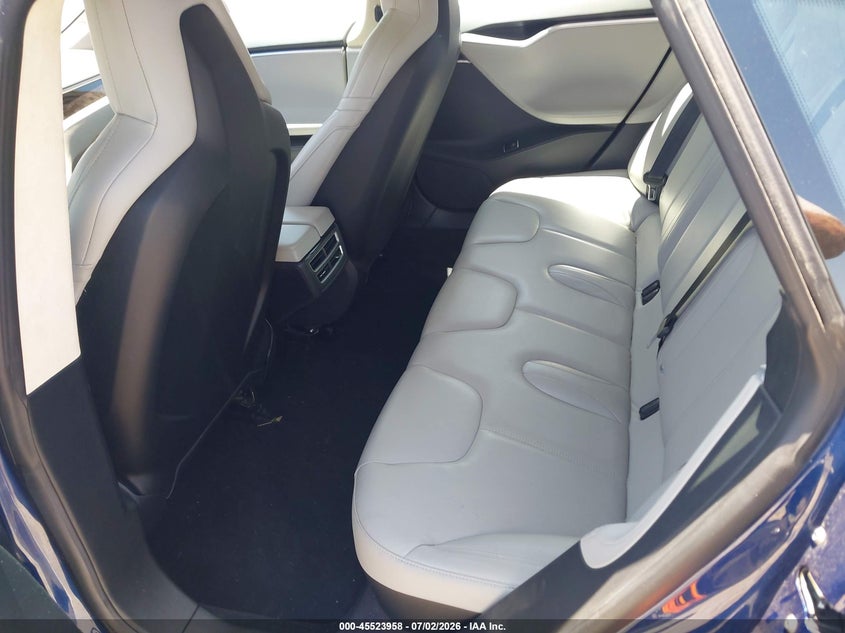 2016 Tesla Model s VIN 5YJSA1E17GF133122 IAAI salvage auction — RIGHT FRONT, Salvage (California), sold $2,825 on 2026-07-23 (photo 8)