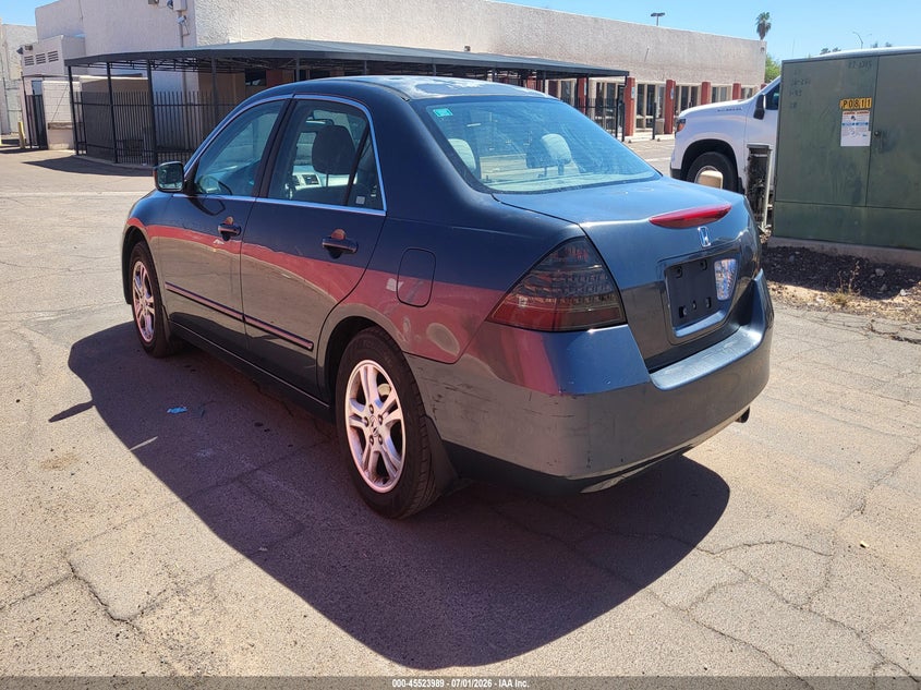 2007 Honda Accord VIN JHMCM56337C011369 IAAI salvage auction — NORMAL WEAR, Clear (Arizona), sold $325 on 2026-07-21 (photo 3)