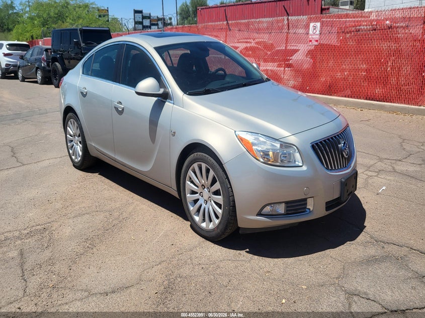 2011 Buick Regal VIN W04GU5GC1B1006476 IAAI salvage auction — NORMAL WEAR, Clear (Arizona), sold $1,675 on 2026-07-28 (photo 1)