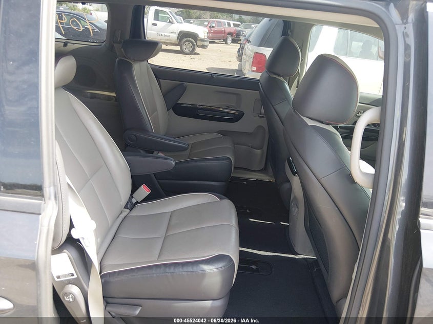 2016 Kia SEDONA VIN KNDMC5C1XG6171503 IAAI salvage auction — NORMAL WEAR, Regular Certificate (Iowa), sold $1,150 on 2026-07-20 (photo 8)