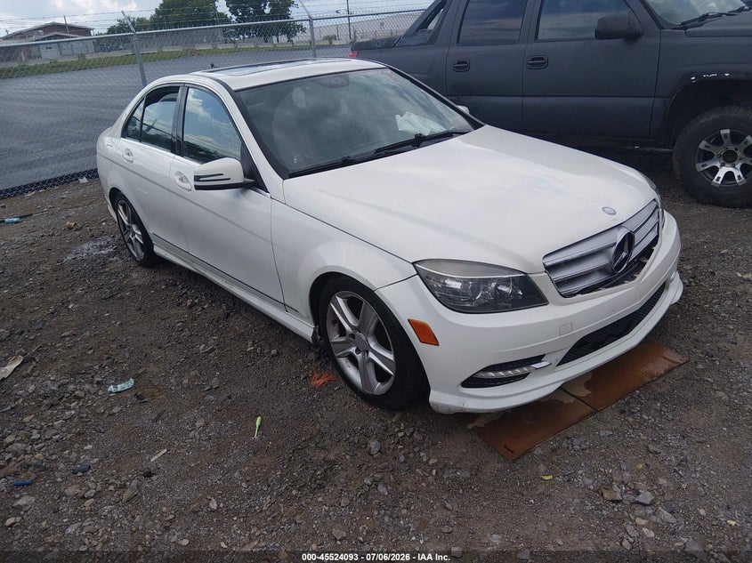 2011 Mercedes-benz C class VIN WDDGF8BB1BR168177 IAAI salvage auction — NORMAL WEAR, Clear (Tennessee), sold $625 on 2026-08-13 (photo 1)