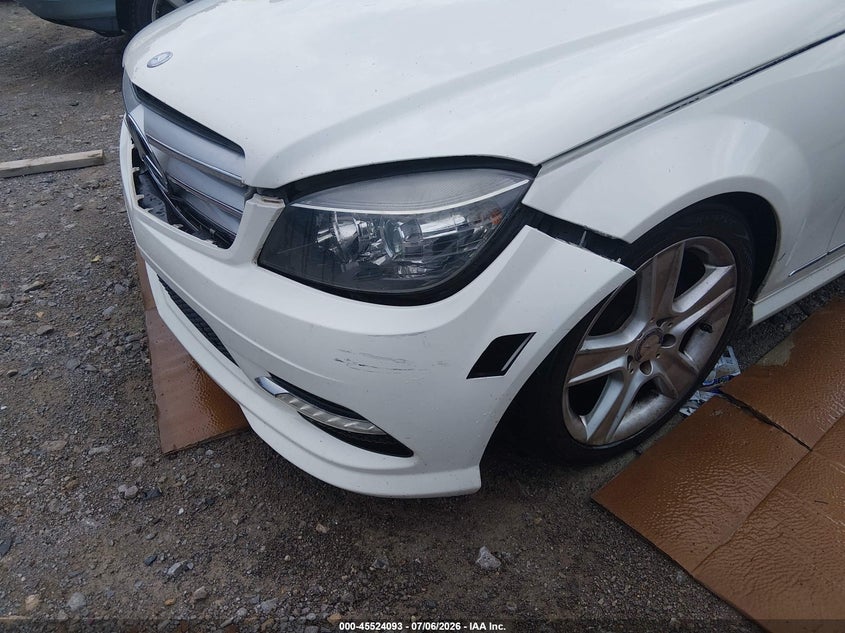 2011 Mercedes-benz C class VIN WDDGF8BB1BR168177 IAAI salvage auction — NORMAL WEAR, Clear (Tennessee), sold $625 on 2026-08-13 (photo 6)