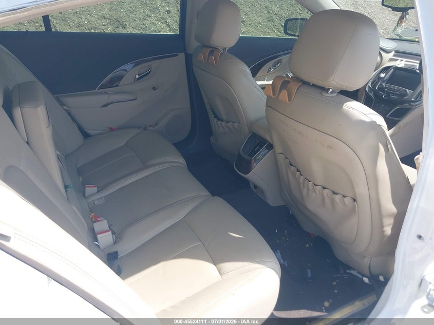 2015 Buick Lacrosse VIN 1G4GA5G30FF274681 IAAI salvage auction — RIGHT SIDE, Clear (Indiana), sold $1,300 on 2026-08-01 (photo 8)
