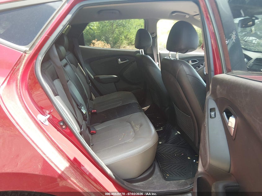 2012 Hyundai Tucson VIN KM8JUCAC3CU539451 IAAI salvage auction — NORMAL WEAR, Clear (Rhode Island), sold $1,000 on 2026-07-14 (photo 8)