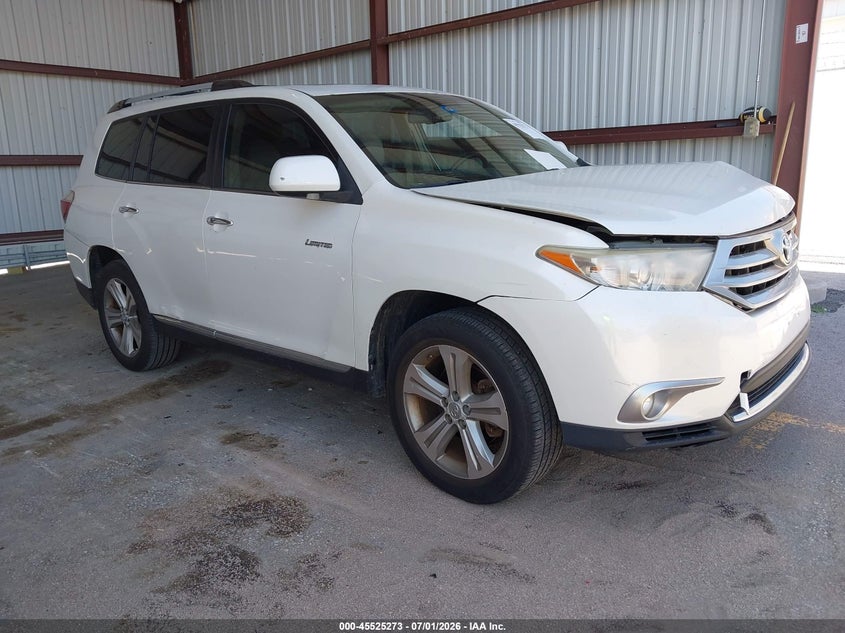 2012 Toyota Highlander VIN 5TDYK3EH8CS068755 IAAI salvage auction — LEFT FRONT, Salvage (Missouri), sold $3,850 on 2026-08-02 (photo 1)