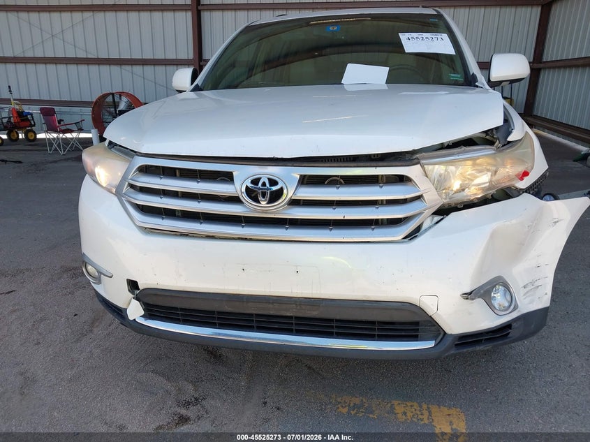 2012 Toyota Highlander VIN 5TDYK3EH8CS068755 IAAI salvage auction — LEFT FRONT, Salvage (Missouri), sold $3,850 on 2026-08-02 (photo 6)