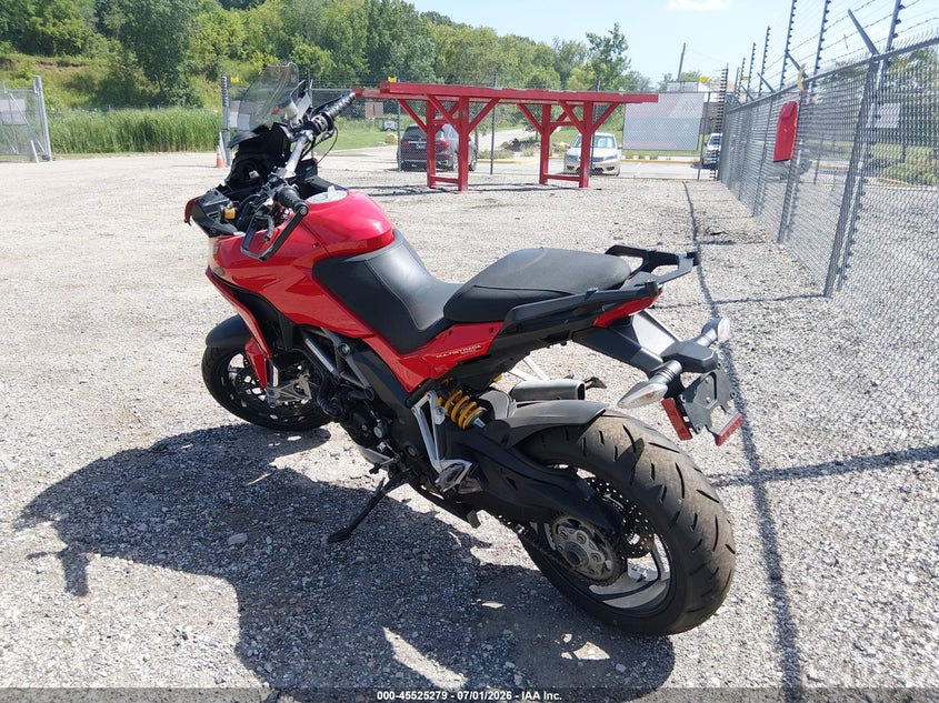 2010 Ducati Multistrada VIN ZDM12BLW2AB003129 IAAI salvage auction — FRONT END, Salvage (Illinois), sold $700 on 2026-08-20 (photo 3)