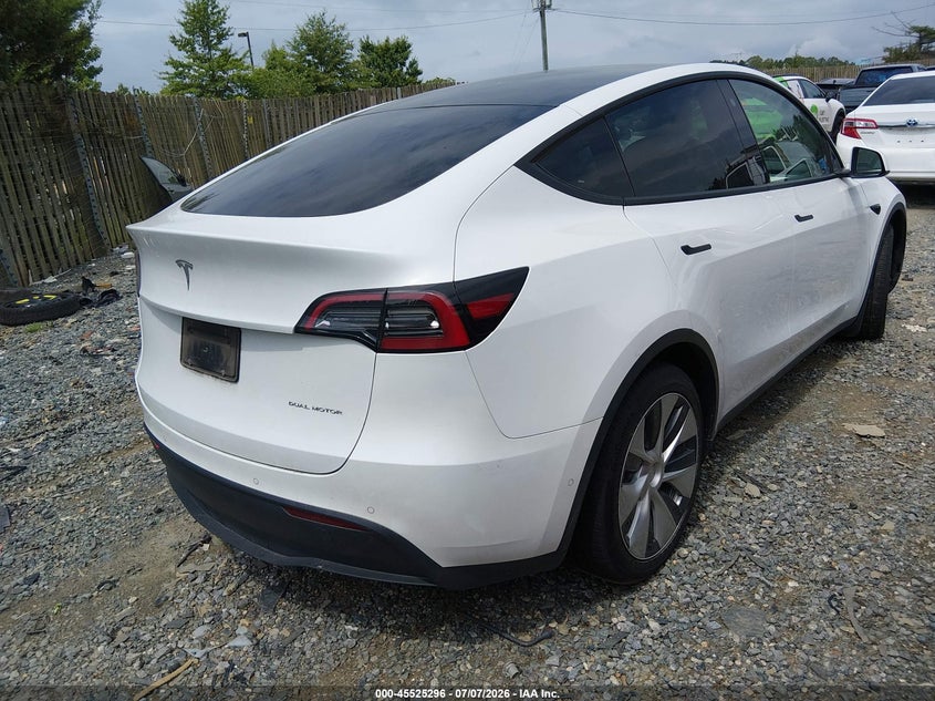 2022 Tesla Model y VIN 7SAYGAEE7NF382564 IAAI salvage auction — UNKNOWN, Salvage (Virginia), sold $8,700 on 2026-07-22 (photo 4)