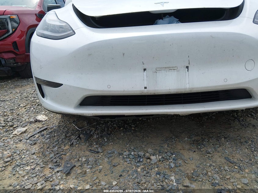 2022 Tesla Model y VIN 7SAYGAEE7NF382564 IAAI salvage auction — UNKNOWN, Salvage (Virginia), sold $8,700 on 2026-07-22 (photo 6)