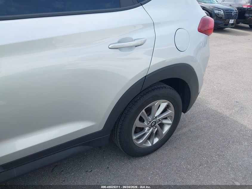 2018 Hyundai Tucson VIN KM8J23A44JU655785 IAAI salvage auction — NORMAL WEAR, Sf97 (New York), sold $11,100 on 2026-07-23 (photo 6)