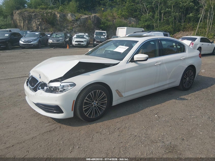 2019 BMW 5er VIN WBAJE7C59KWW30781 IAAI salvage auction — FRONT END, Salvage Title, sold $13,300 on 2026-07-28 (photo 2)