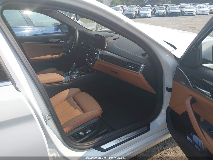 2019 BMW 5er VIN WBAJE7C59KWW30781 IAAI salvage auction — FRONT END, Salvage Title, sold $13,300 on 2026-07-28 (photo 5)