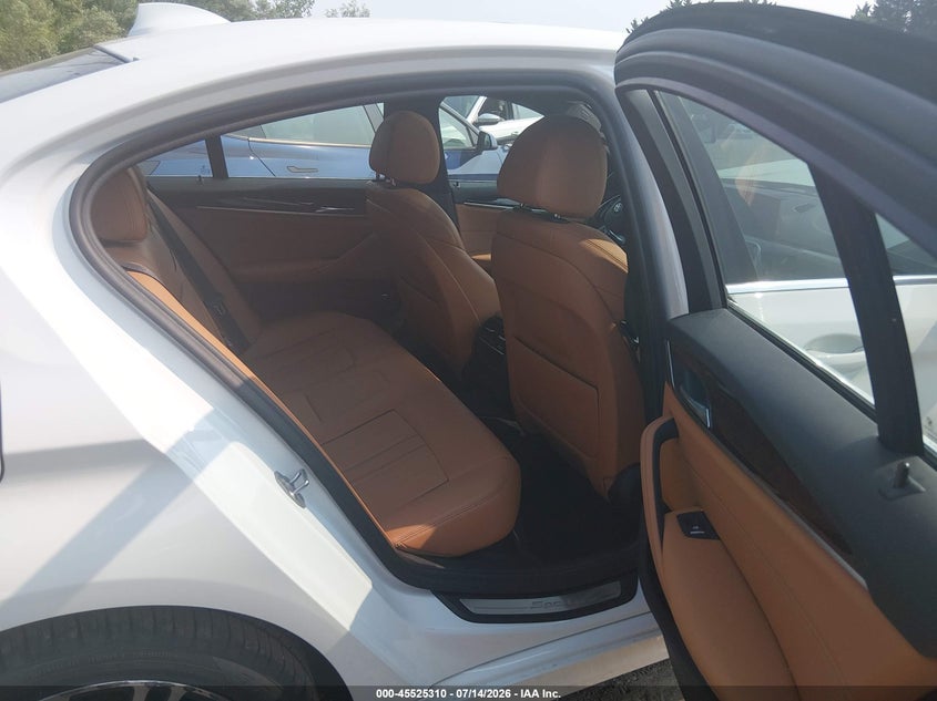 2019 BMW 5er VIN WBAJE7C59KWW30781 IAAI salvage auction — FRONT END, Salvage Title, sold $13,300 on 2026-07-28 (photo 8)