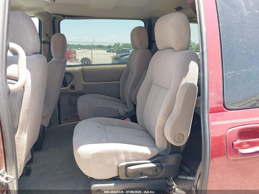 2003 Oldsmobile Silhouette VIN 1GHDX03E03D264962 IAAI salvage auction — NORMAL WEAR, Original (Texas), sold $275 on 2026-07-28 (photo 8)