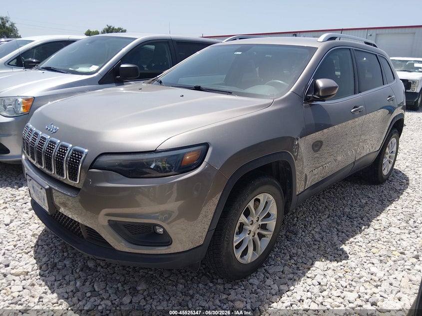 2019 Jeep Cherokee VIN 1C4PJMCB8KD440379 IAAI salvage auction — NORMAL WEAR, Sf97 (Oklahoma), sold $7,950 on 2026-08-03 (photo 2)