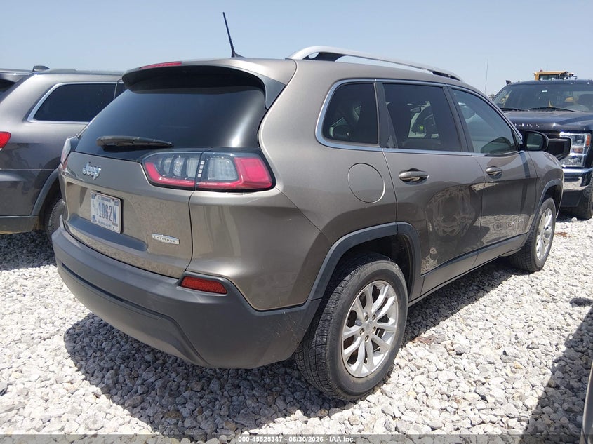 2019 Jeep Cherokee VIN 1C4PJMCB8KD440379 IAAI salvage auction — NORMAL WEAR, Sf97 (Oklahoma), sold $7,950 on 2026-08-03 (photo 4)
