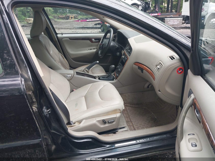 2007 Volvo S60 VIN YV1RS592172602871 IAAI salvage auction — NORMAL WEAR, Clear (Virginia), sold $25 on 2026-07-28 (photo 5)