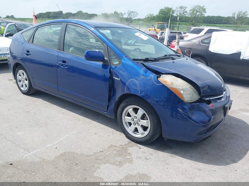 2008 Toyota Prius VIN JTDKB20U287812193 IAAI salvage auction — RIGHT FRONT, Salvage (Iowa), sold $1,200 on 2026-07-28 (photo 1)