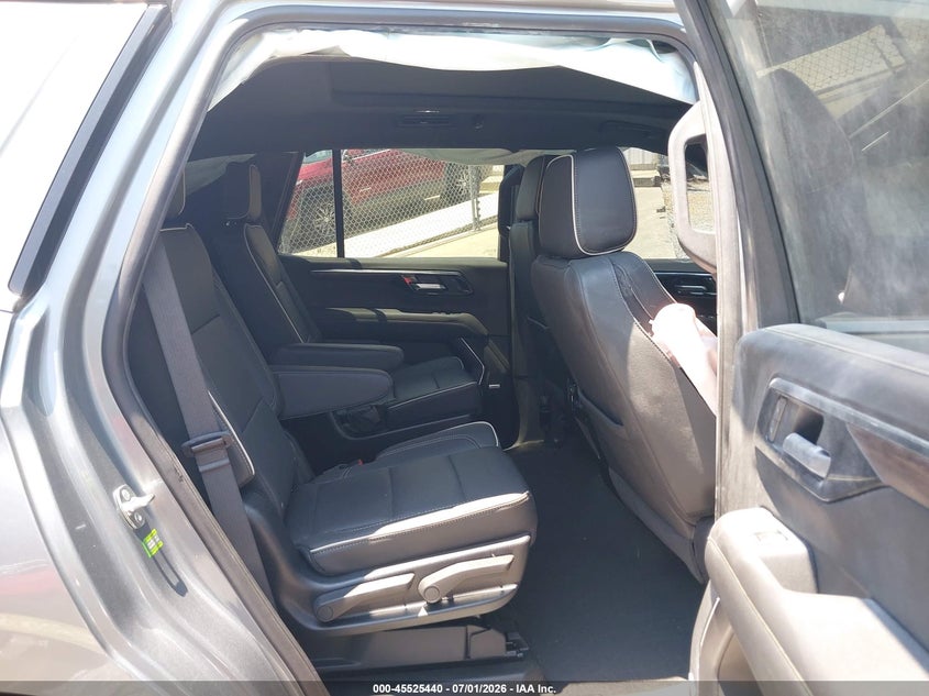 2025 Chevrolet Tahoe VIN 1GNS5SRD1SR413823 IAAI salvage auction — LEFT FRONT, Salvage (Mississippi), sold $23,000 on 2026-07-30 (photo 8)