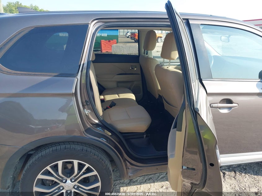 2017 Mitsubishi Outlander VIN JA4AD3A33HZ025642 IAAI salvage auction — FRONT END, Salvage (Georgia), sold $1,500 on 2026-07-22 (photo 8)