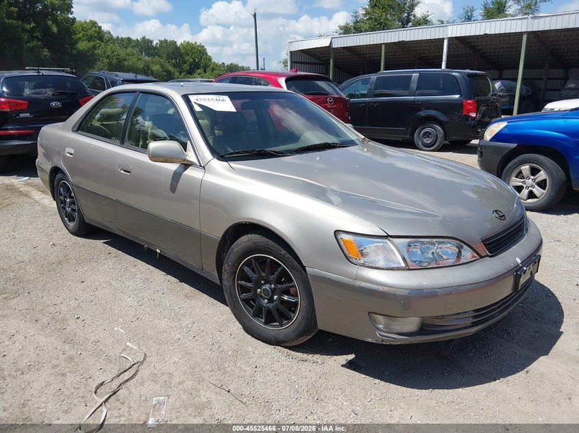 1999 Lexus Es 300 VIN JT8BF28G0X5068394 IAAI salvage auction — NORMAL WEAR, Clear (Kansas), sold $450 on 2026-07-15 (photo 1)