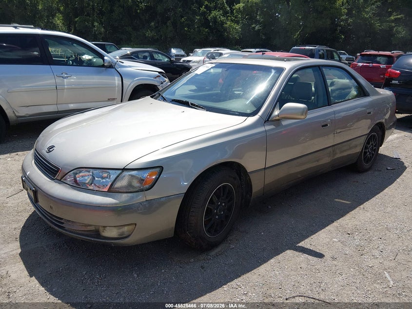 1999 Lexus Es 300 VIN JT8BF28G0X5068394 IAAI salvage auction — NORMAL WEAR, Clear (Kansas), sold $450 on 2026-07-15 (photo 2)