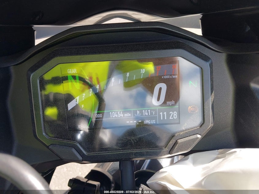 2025 Kawasaki Ninja VIN ML5EXGJ19SDA61082 IAAI salvage auction — SIDE, Salvage (Ohio), sold $575 on 2026-07-21 (photo 7)