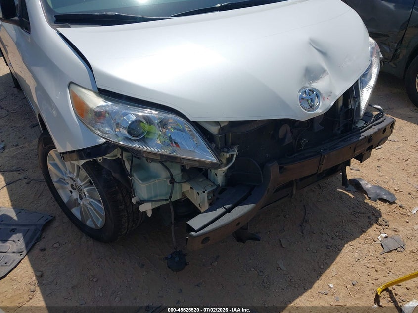 2015 Toyota Sienna VIN 5TDDK3DC4FS107270 IAAI salvage auction — FRONT END, Salvage (North Carolina), sold $2,650 on 2026-08-02 (photo 6)