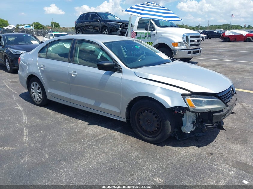 2014 Volkswagen Jetta VIN 3VW2K7AJ4EM429419 IAAI salvage auction — LEFT FRONT, Salvage Title, sold $375 on 2026-08-15 (photo 1)