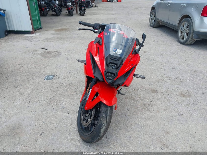 2026 Suzuki Gsx VIN JS1EM13B6T7101174 IAAI salvage auction — FRONT END, Wait Title, sold $2,350 on 2026-09-05 (photo 5)