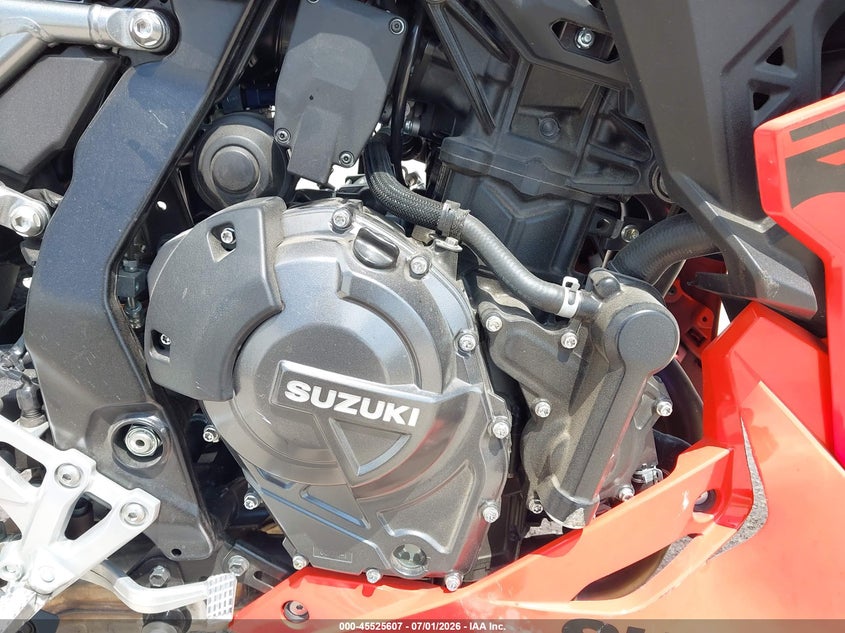 2026 Suzuki Gsx VIN JS1EM13B6T7101174 IAAI salvage auction — FRONT END, Wait Title, sold $2,350 on 2026-09-05 (photo 8)