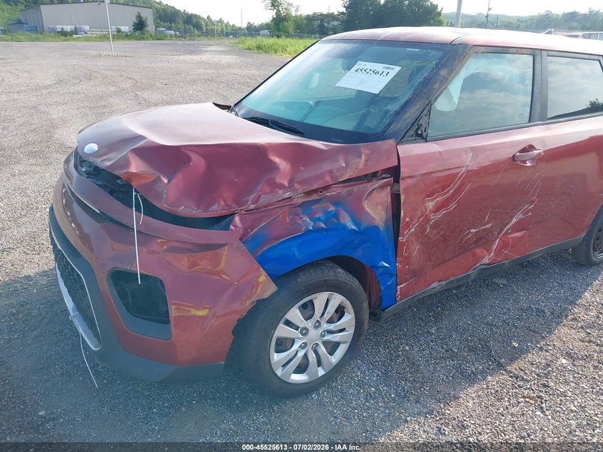 2020 Kia Soul VIN KNDJ23AU5L7096561 IAAI salvage auction — NORMAL WEAR, Clear (Alabama), sold $1,325 on 2026-07-29 (photo 6)