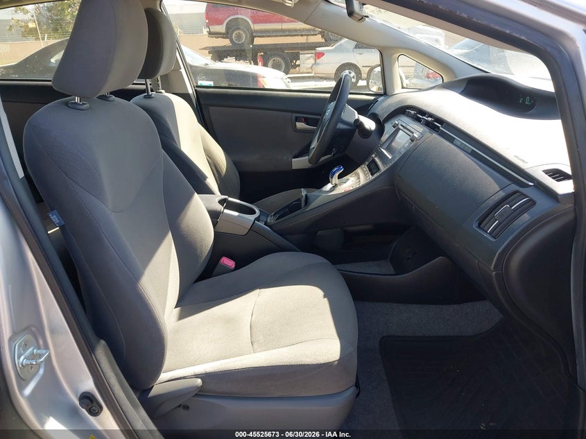 2013 Toyota Prius VIN JTDKN3DU3D5636199 IAAI salvage auction — NORMAL WEAR, Clear - Dealer Only (California), sold $3,150 on 2026-07-13 (photo 5)