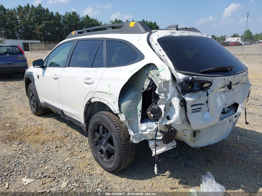 2025 Subaru Outback VIN 4S4BTGSD5S3121936 IAAI salvage auction — REAR END, Salvage Title, sold $9,100 on 2026-07-31 (photo 3)