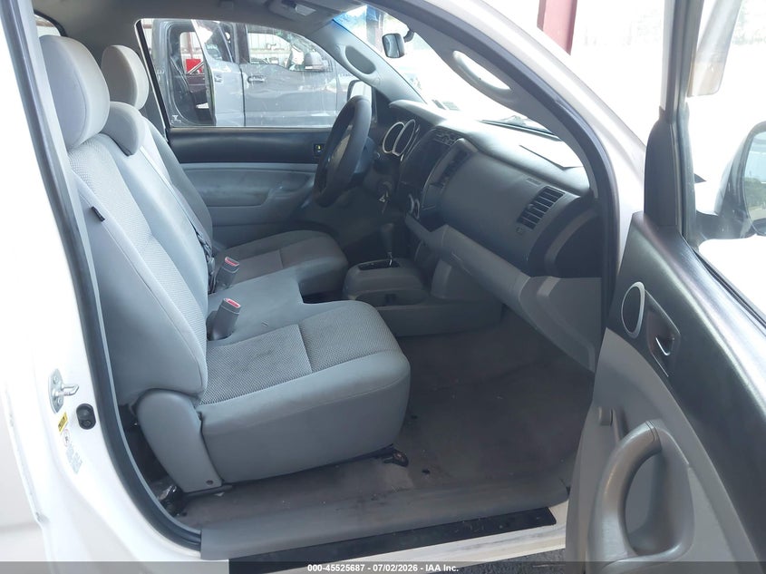 2009 Toyota Tacoma VIN 5TENX22NX9Z615626 IAAI salvage auction — NORMAL WEAR, Clear (New York), sold $2,350 on 2026-07-30 (photo 5)