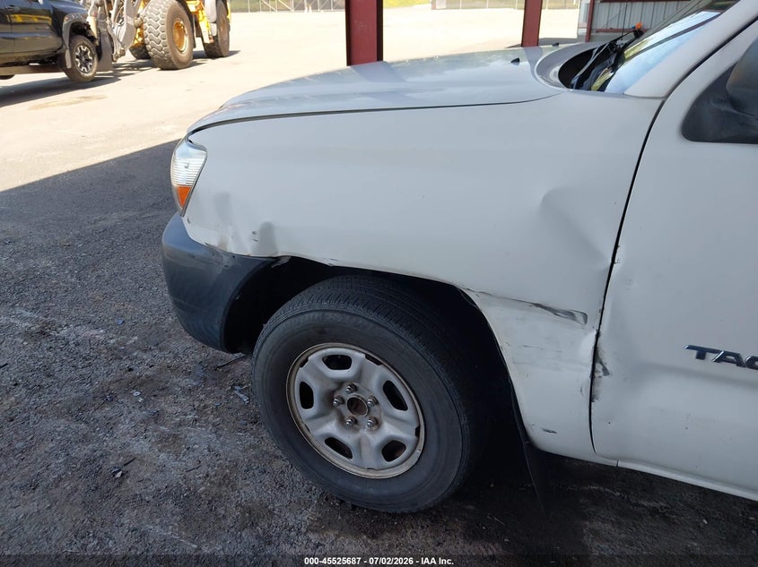 2009 Toyota Tacoma VIN 5TENX22NX9Z615626 IAAI salvage auction — NORMAL WEAR, Clear (New York), sold $2,350 on 2026-07-30 (photo 6)