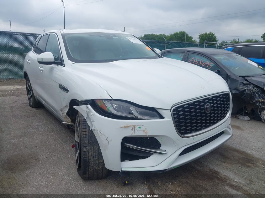 2022 Jaguar F-pace VIN SADCJ2EX8NA698634 — IAAI salvage auction photo
