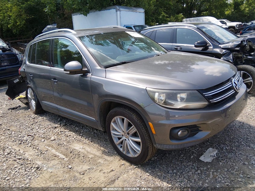 2012 Volkswagen Tiguan VIN WVGAV7AX5CW004519 IAAI salvage auction — LEFT REAR, Clear (Tennessee), sold $1,100 on 2026-08-13 (photo 1)