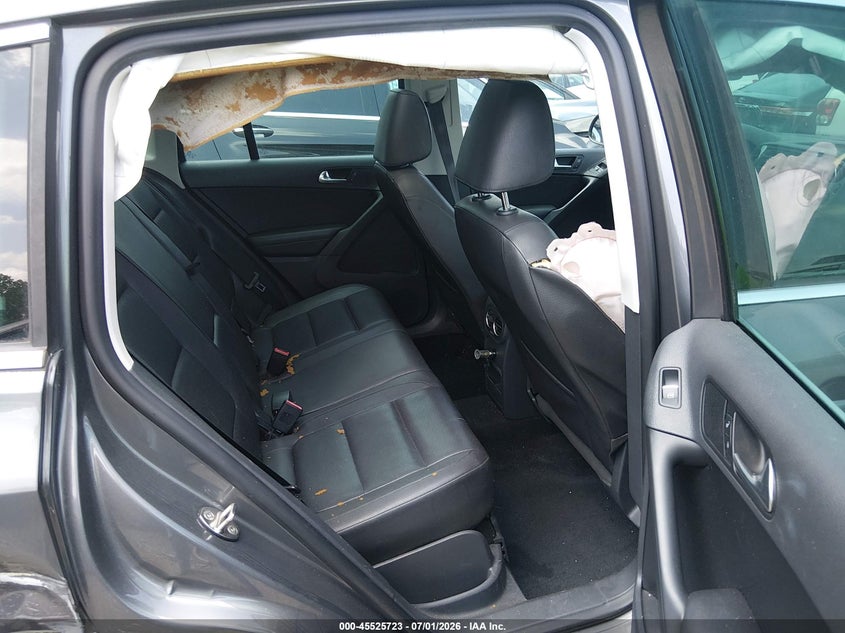 2012 Volkswagen Tiguan VIN WVGAV7AX5CW004519 IAAI salvage auction — LEFT REAR, Clear (Tennessee), sold $1,100 on 2026-08-13 (photo 8)