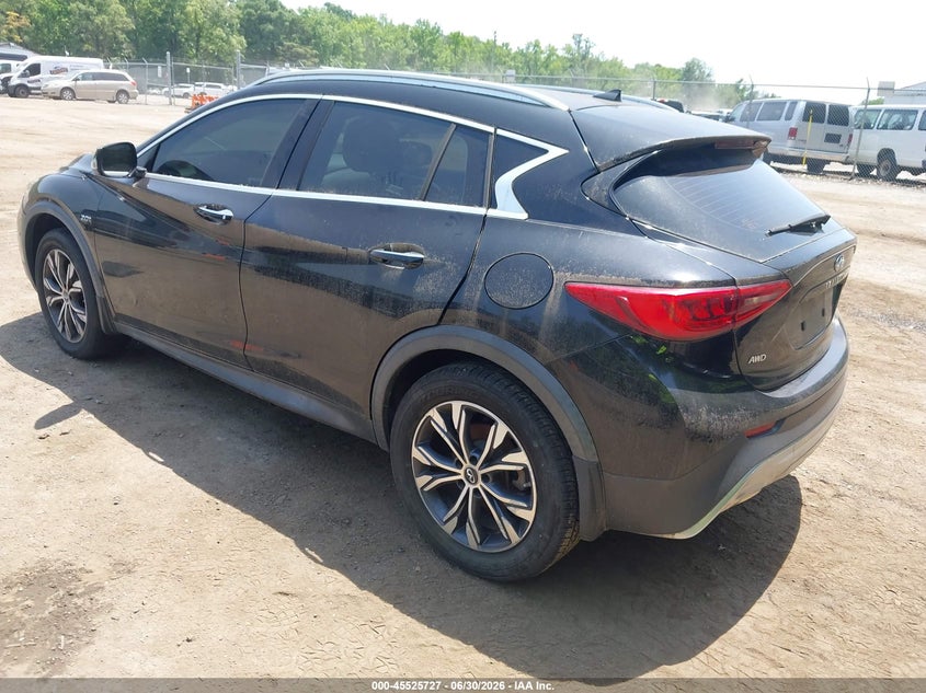 2017 Infiniti Qx30 VIN SJKCH5CR4HA033969 IAAI salvage auction — NORMAL WEAR, Clear (Maryland), sold $2,275 on 2026-07-07 (photo 3)