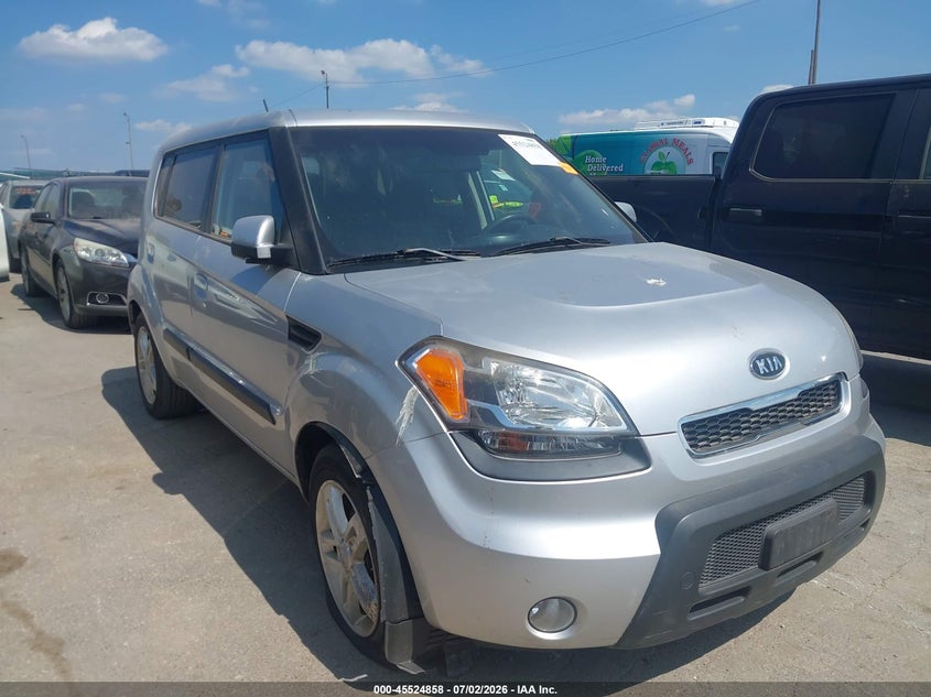 2010 Kia Soul VIN KNDJT2A26A7112351 IAAI salvage auction — NORMAL WEAR, Original (Ohio), sold $350 on 2026-07-28 (photo 1)