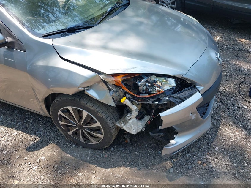 2013 Mazda 3 VIN JM1BL1U72D1757138 IAAI salvage auction — RIGHT FRONT, Clear (Virginia), sold $350 on 2026-07-28 (photo 6)