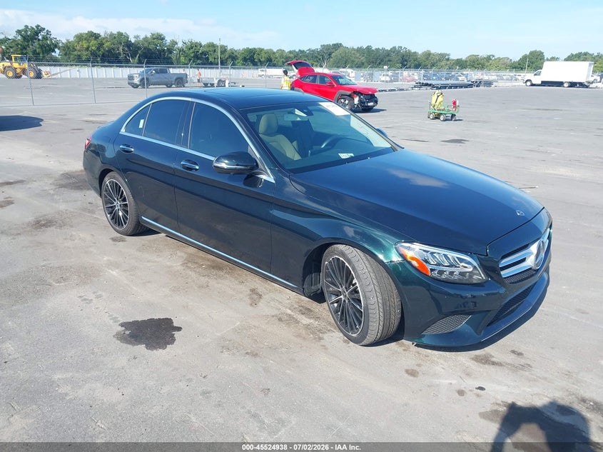 2019 Mercedes-benz C-klasse VIN 55SWF8DB2KU318322 IAAI salvage auction — FRONT END, Rebuildable (Florida), sold $8,300 on 2026-07-29 (photo 1)
